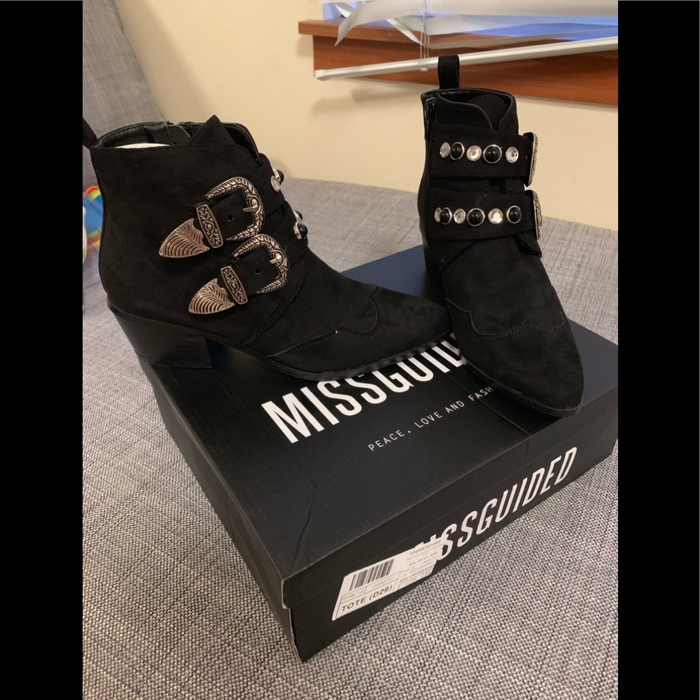 Missguided western style boot with buckles